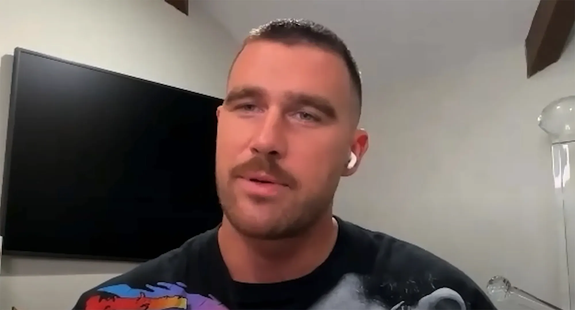Travis Kelce Confirms Why He Won’t Attend Grammys With Taylor Swift