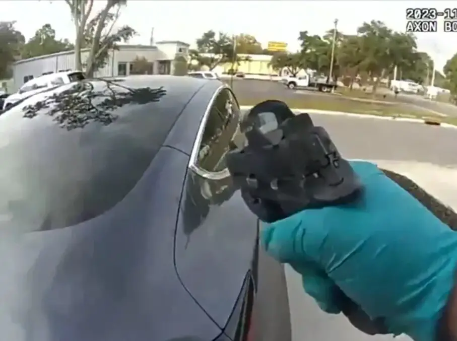 Florida Deputy Empties Gun On His Own Vehicle