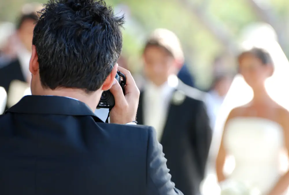Photographer Erases Couple’s Wedding Photos Because They Were Refused Break