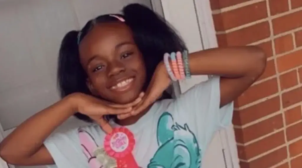 12-Year-Old Girl Charged With Murdering 8-Year-Old Cousin Over An iPhone