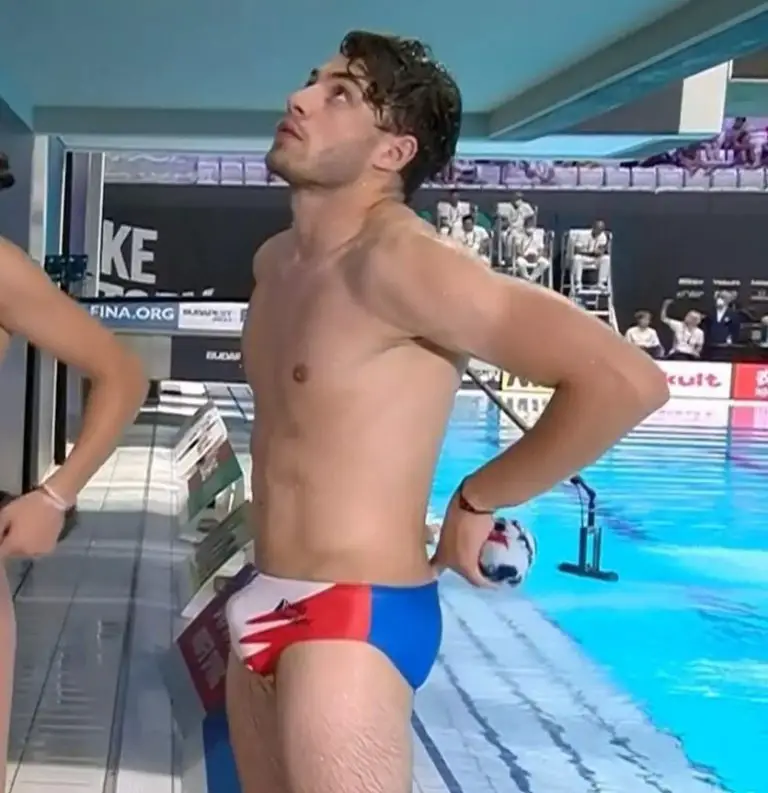 Olympic Diver’s Speedo Leaves Viewer’s Eyes Wandering