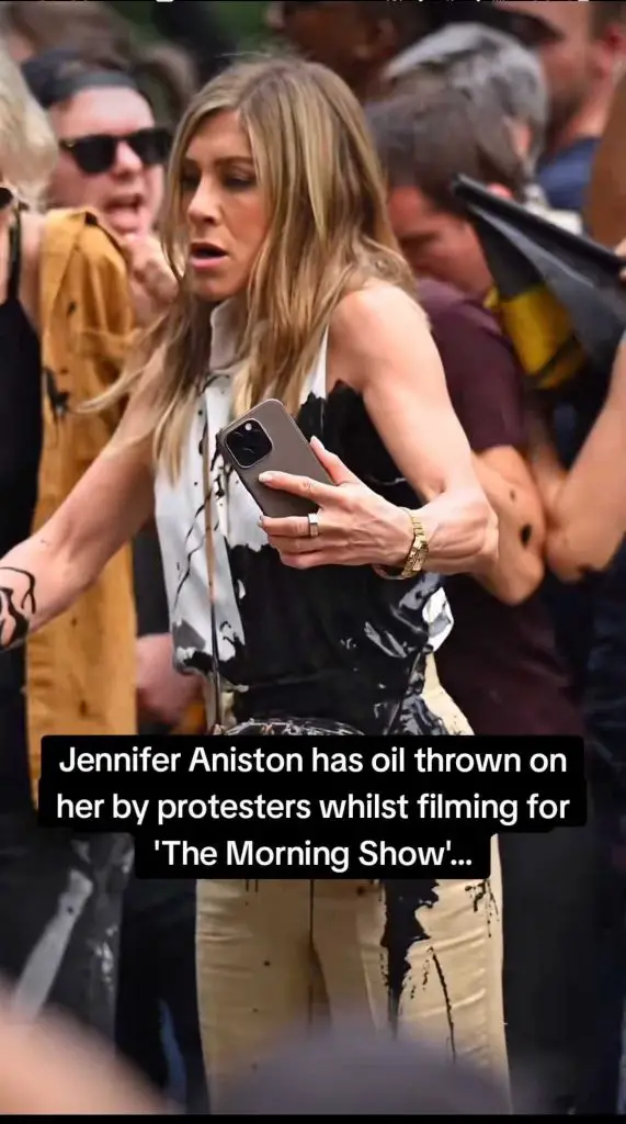 Someone Threw Oil All Over Jennifer Aniston On ‘The Morning Show’ Set