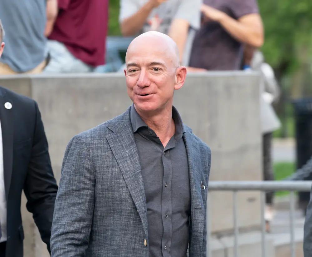 Jeff Bezos Responded To A Customer Complaint, She Got More Than She Hoped For