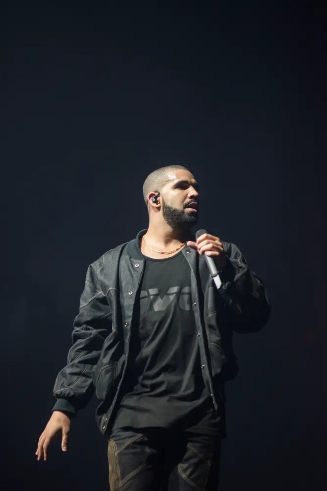 Drake Booed At Limp Bizkit In His Own Hometown