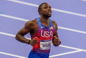 Noah Lyles Takes Gold In Mens 100M