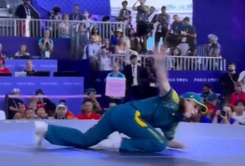 Australian Breakdancer’s Interesting Moves Leave Fans Speechless