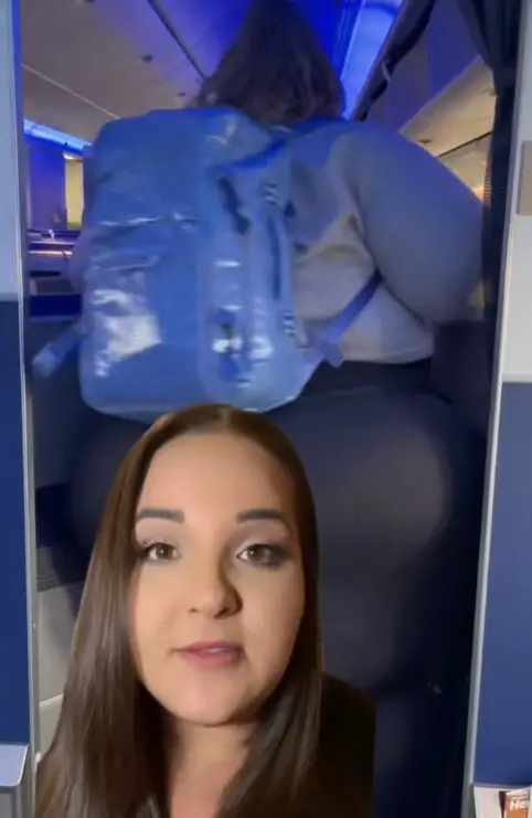 Plus Size Woman Says Airline Aisles Are Too Narrow For Her To Use Bathroom