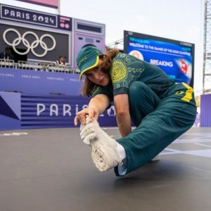 Viral Breakdancer Raygun Now Ranked #1 In The World After Paris - Adult ...