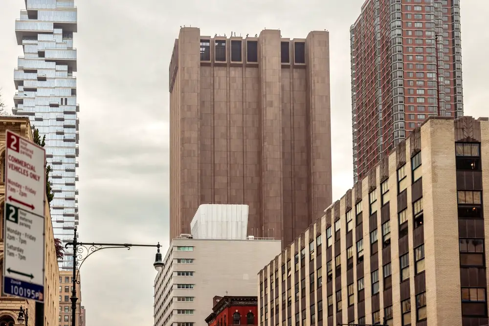 Man Explains What He Saw While Working Inside Windowless 29 Floor Building In Newyork