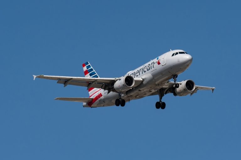 People React After Plane Flew Around For 9 Hours And Landed At Starting Airport With No Explanation