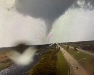 Massive Hurricane Milton Is Spawning Tornado Supercells