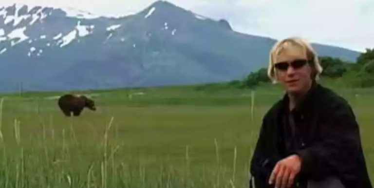 Terrifying Finals Words Of ‘Grizzly Man’ As He Was Being Eaten Alive By Bears