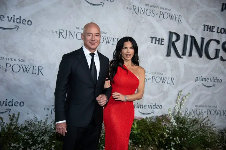 Jeff Bezos And Lauren Sanchez Are Getting Married In Jaw Dropping $600,000,000 Wedding