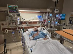 Man Burnt His Thumb While Cooking, Woke Up From Coma To Find Out Both His Legs Needed To Be Amputated