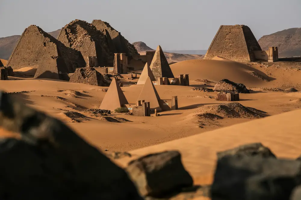 Newly Found Skeletons In Egyptian Pyramids Could Change Everything We Know