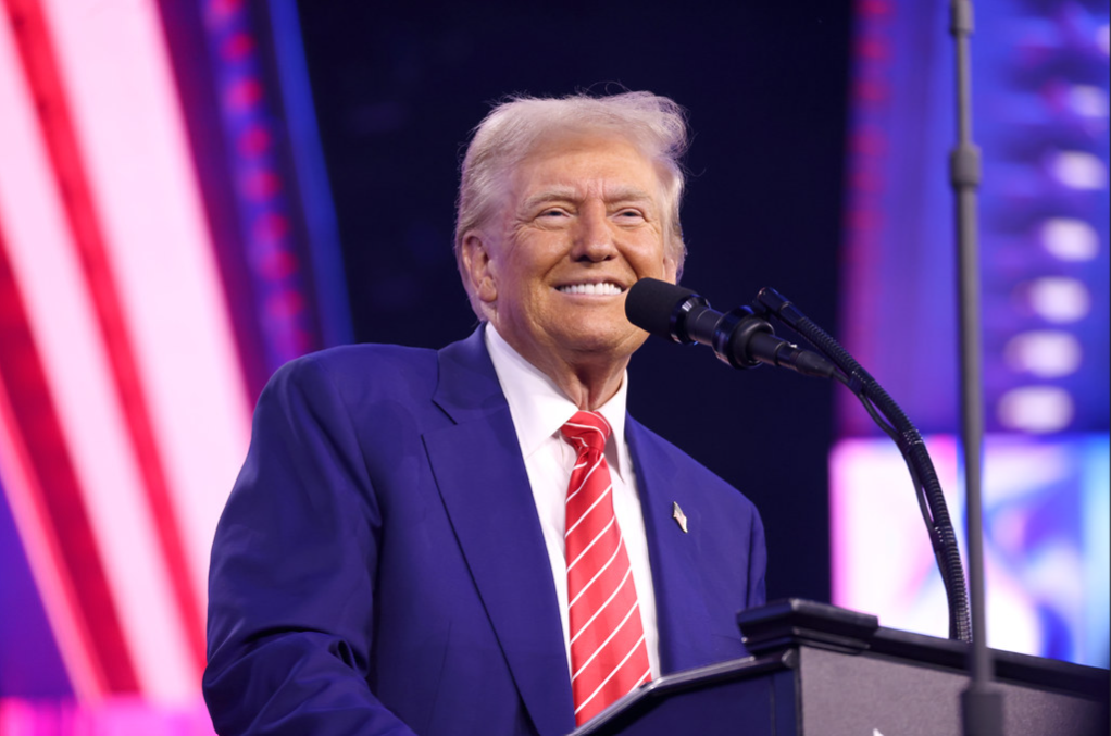Trump Defends ‘Palace In The Sky’ Gift From Qatar Worth $400,000,000